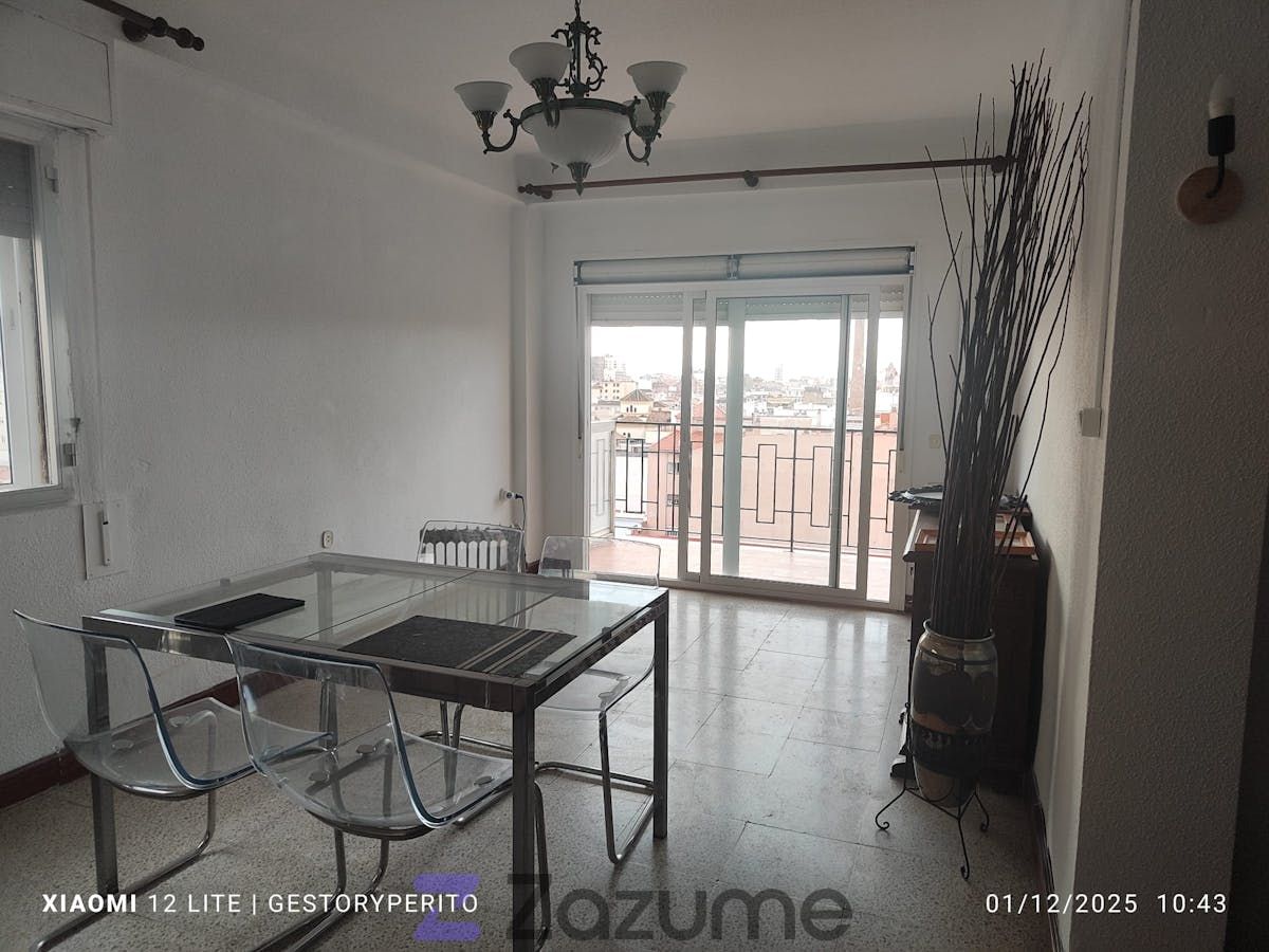 Menjador de Pis de lloguer en Málaga Capital amb Terrassa, Forn i Rentadora