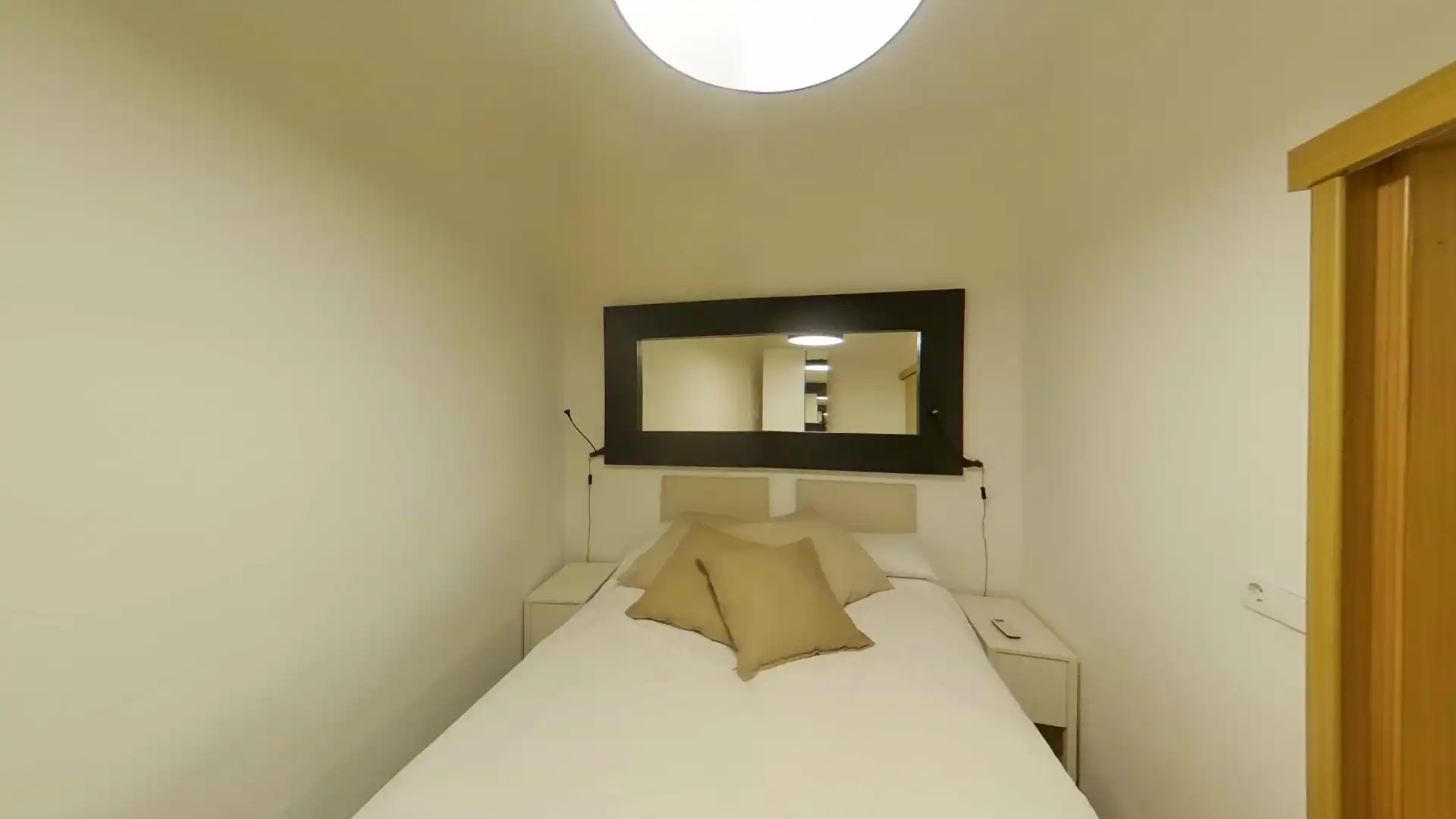 Flat with lift to rent in Calle del Conde Duque, imagen 13