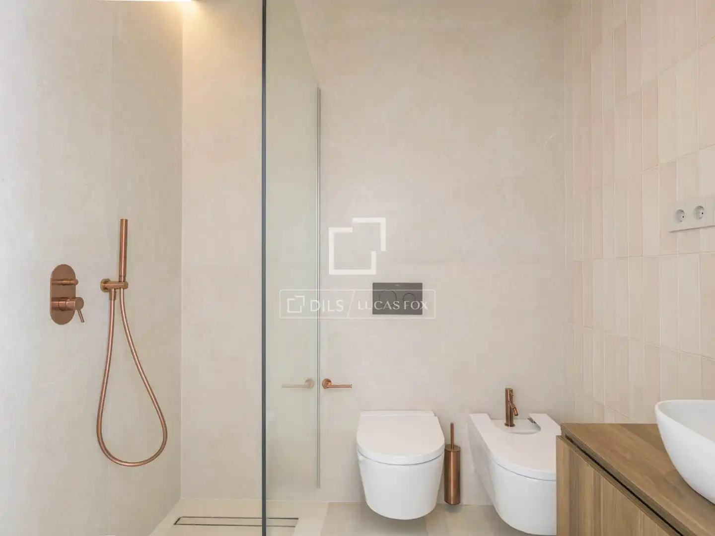 Bany de Casa o xalet en venda en Málaga amb Aire condicionat, Jardí privat i Traster