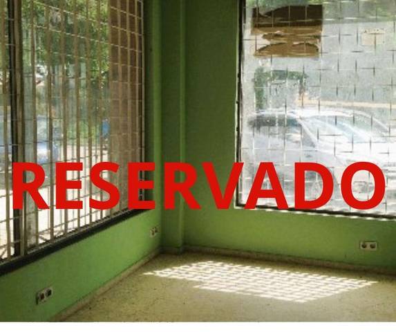 Local comercial en Venta en Gelves