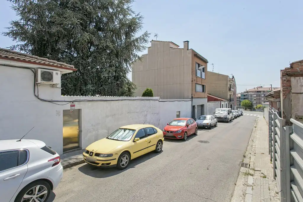 Exterior view of Land for sale in Mollet del Vallès