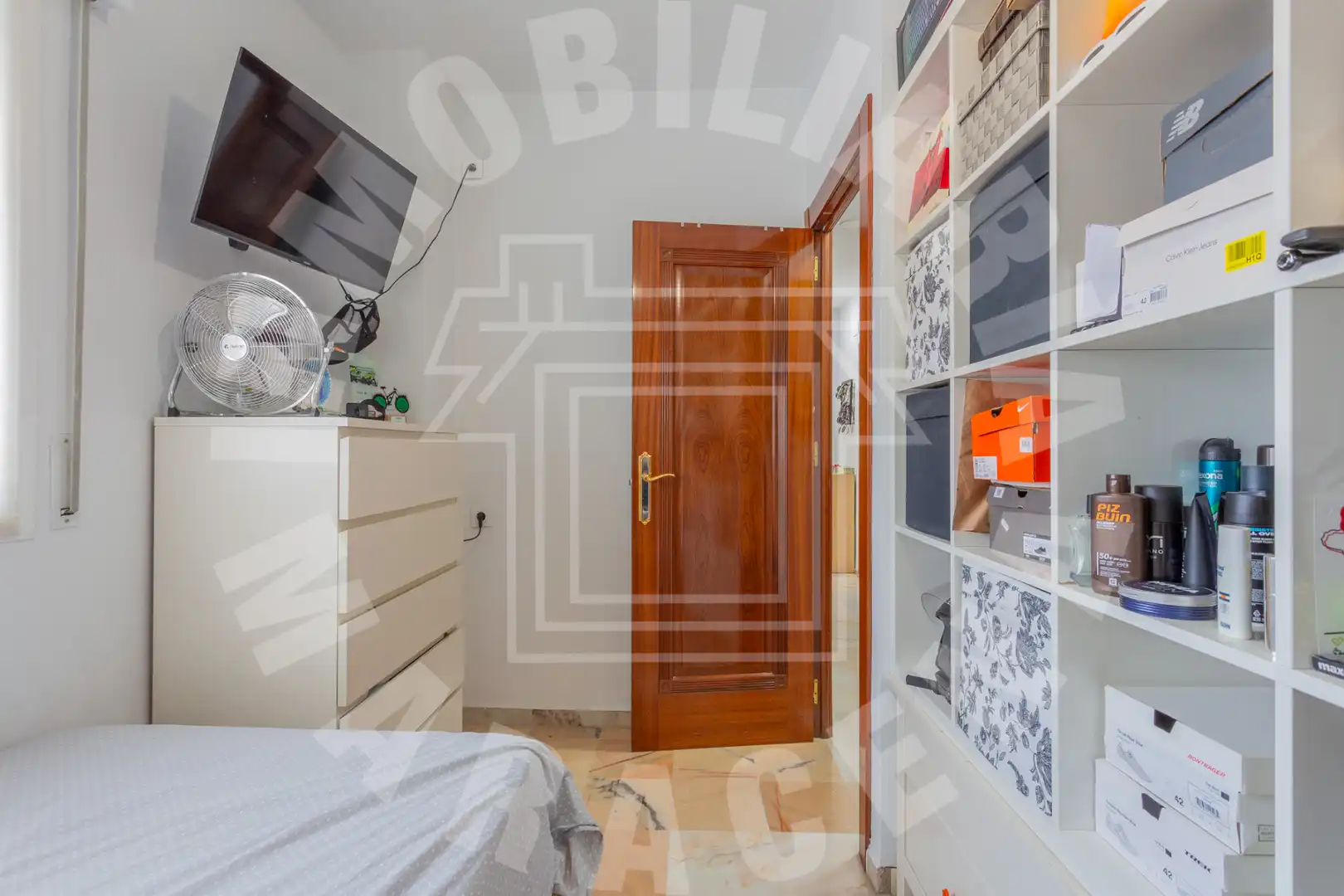 Habitación de Dúplex en venta en Maracena con Aire acondicionado, Terraza y Horno