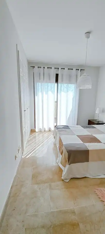 Attic for rent in La Duquesa