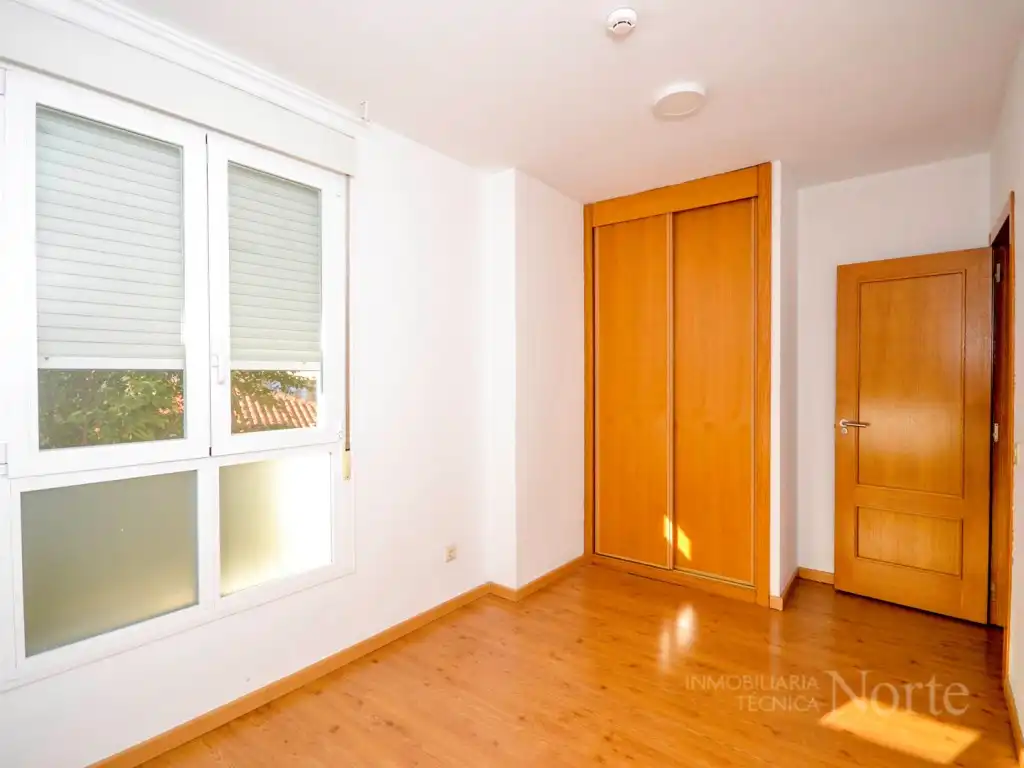 Bedroom of Flat for sale in Algete Centro