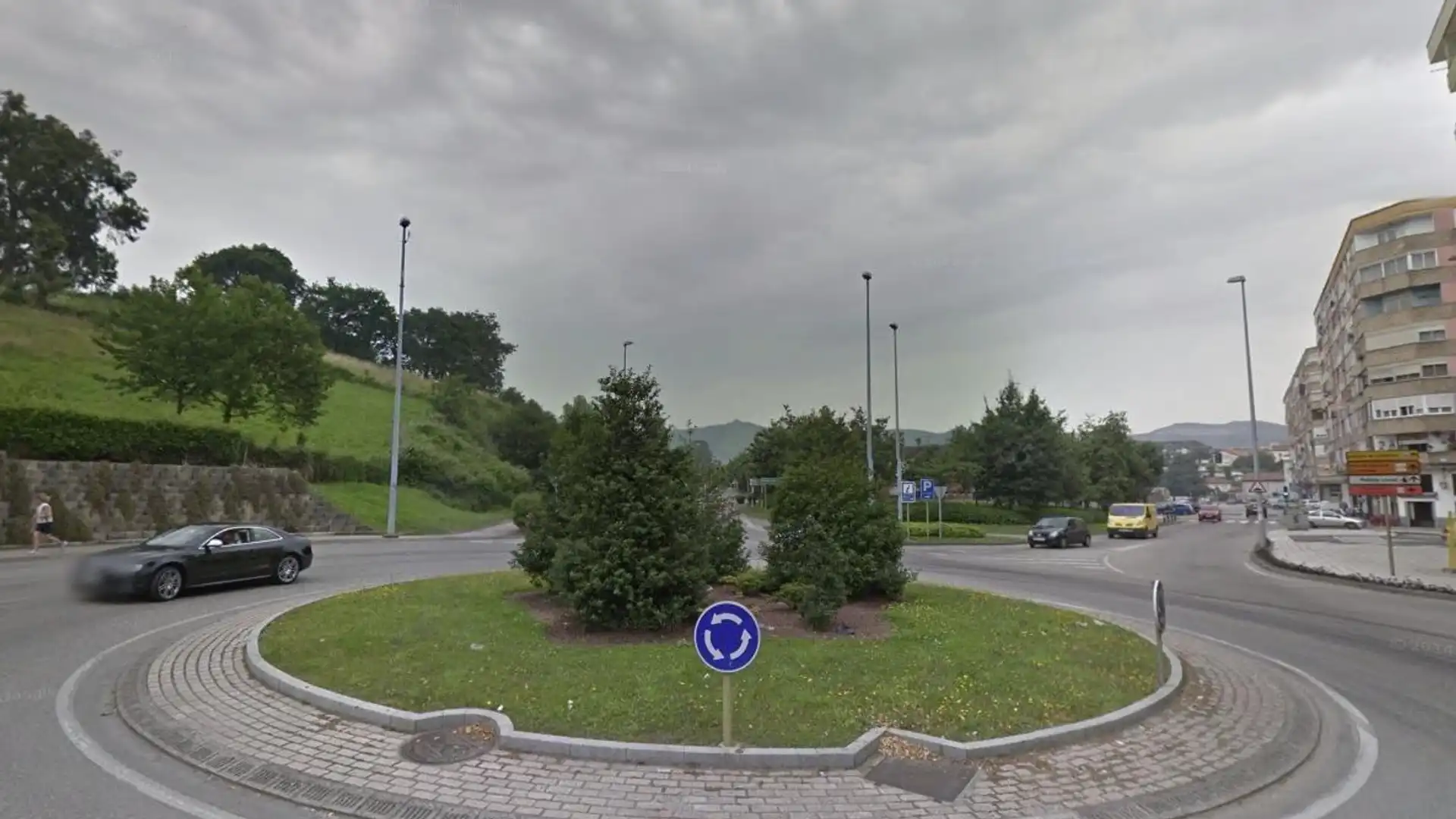 Vista exterior de Piso en venta en Torrelavega  con Terraza y Balcón