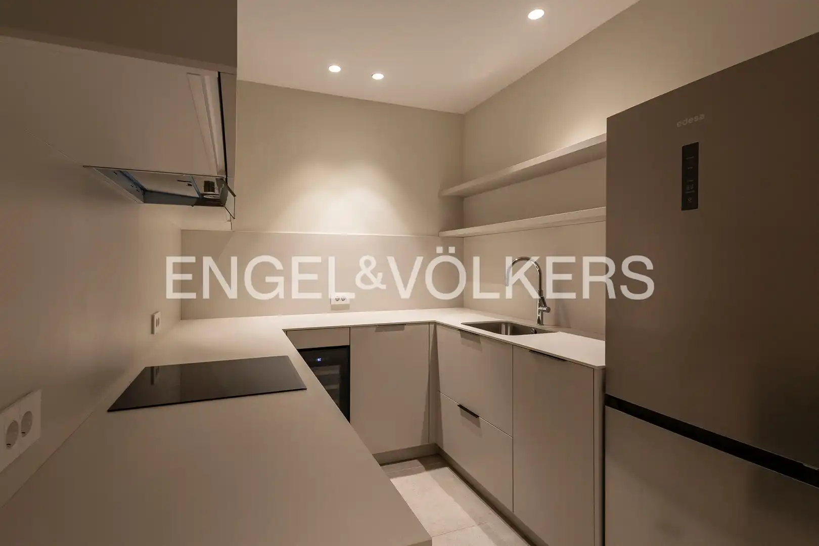 Kitchen of Houses for rent in Sitges  with Air Conditioner, Heating and Private garden