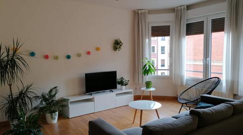 Foto 2 de Pis de lloguer a Calle Bergamin, 27, 2º Ensanche,  Pamplona / Iruña