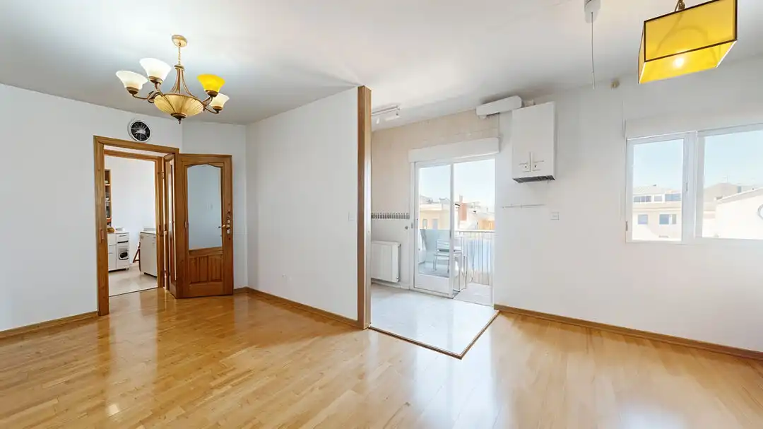 Piso en venta en Tres Olivos - Valverde