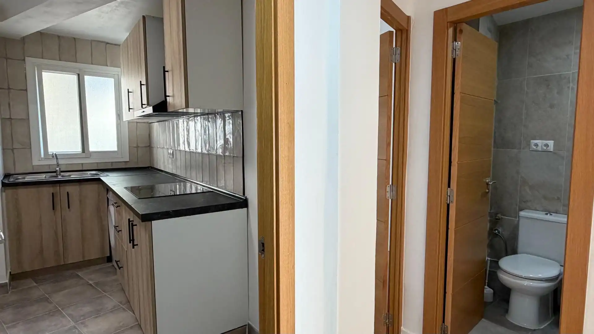 Cuina de Pis en venda en Paterna amb Aire condicionat, Parquet i Terrassa