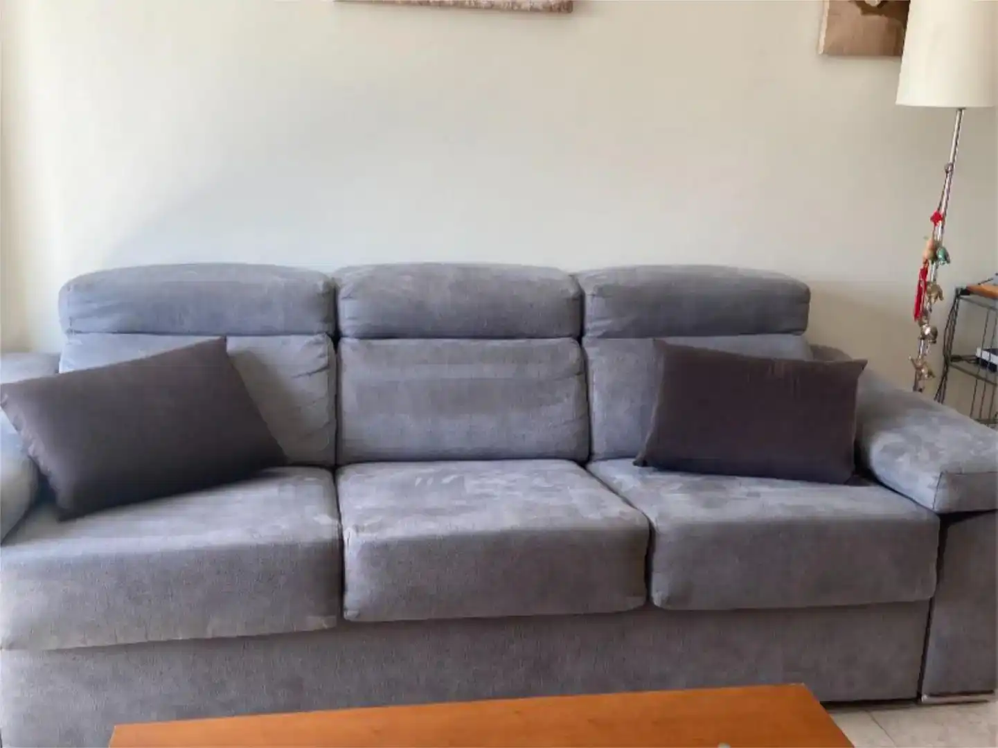 Sala d'estar de Pis de lloguer en Dénia amb Aire condicionat, Jardí privat i Piscina
