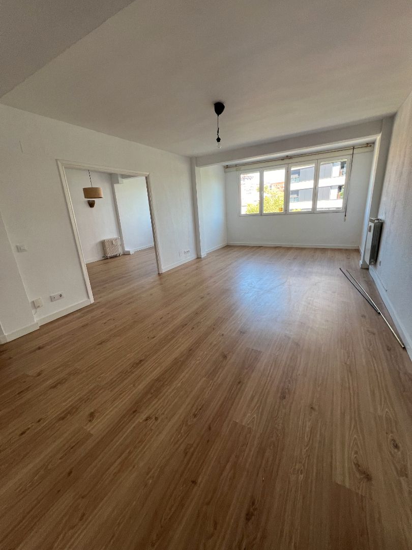 Bedroom of Flat to rent in  Madrid Capital  with Heating, Parquet flooring and Storage room