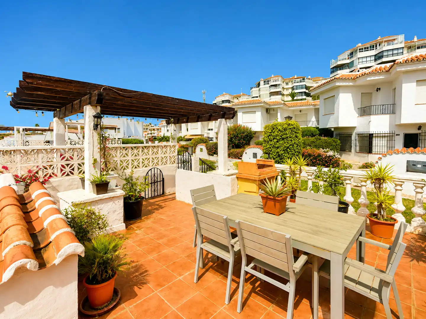 Casa a schiera con piscina in vendita a Calle Molino del Agua 1, imagen 4
