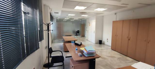 Oficina en Alquiler en La Calzada - La Florida