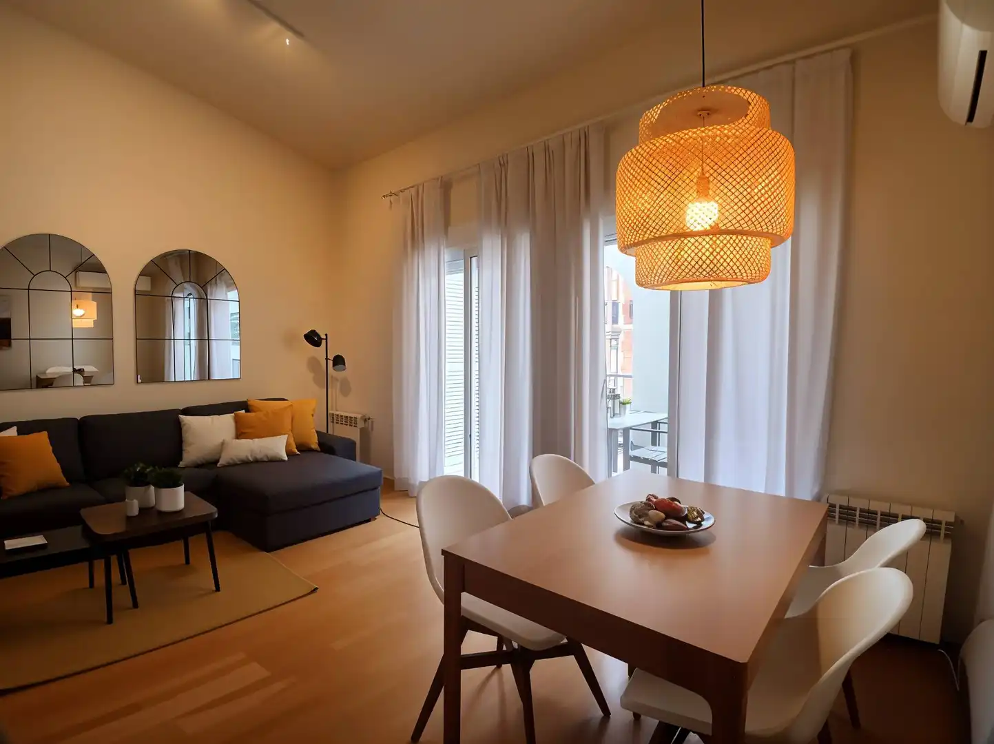 Sala de estar de Ático de alquiler en Cartagena con Aire acondicionado, Calefacción y Parquet