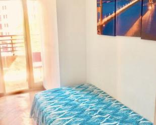 Bedroom of Apartment to share in  Madrid Capital  with Balcony