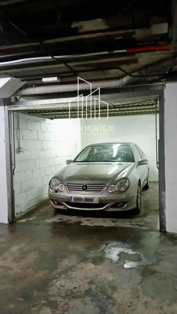 Parking de Dúplex en venta en Villamayor con Calefacción, Terraza y Balcón