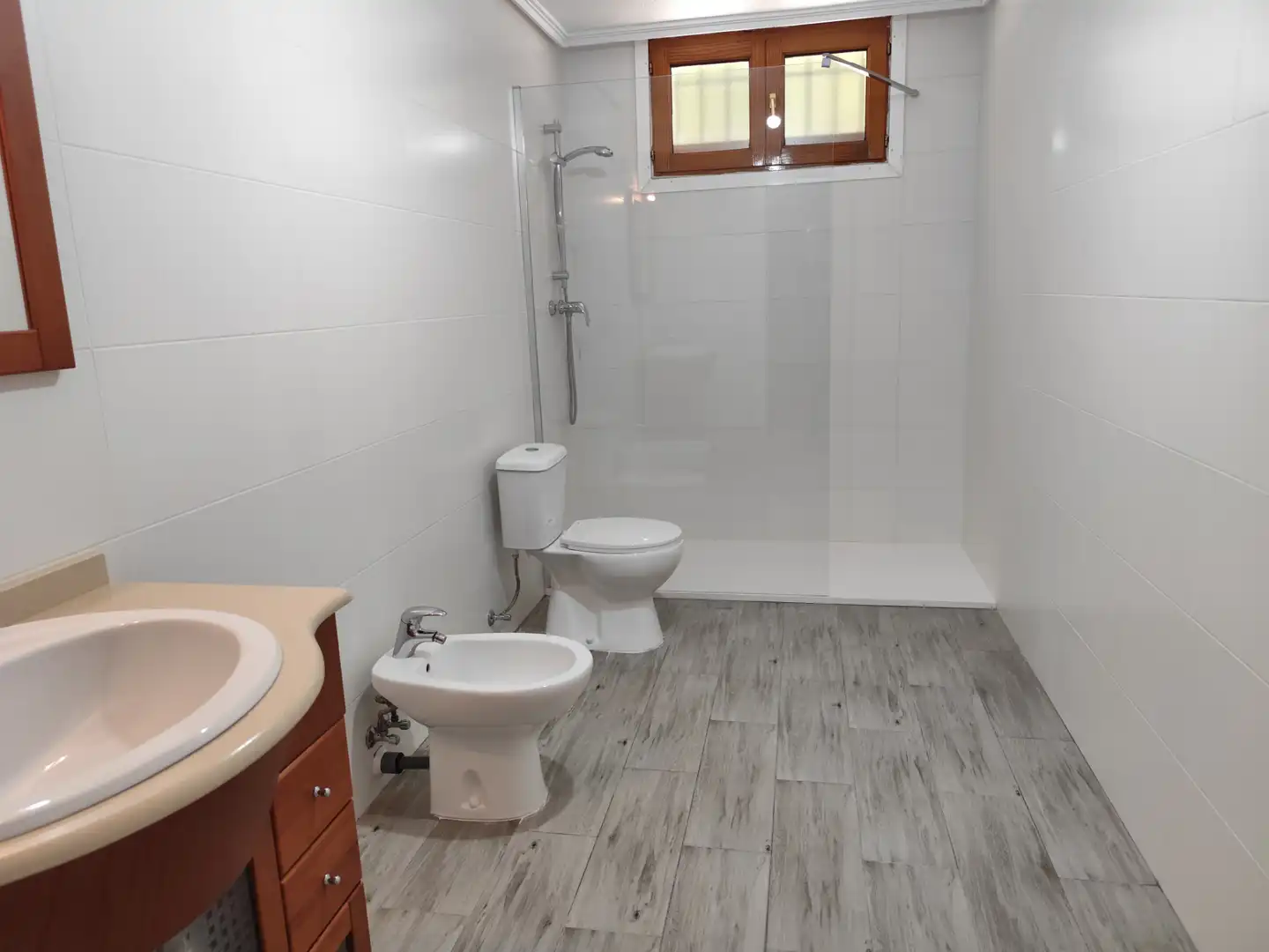 Bany de Casa o xalet en venda en Murcia amb Terrassa, Traster i Piscina