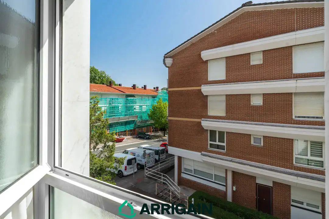 Vista exterior de Piso en venta en Donostia - San Sebastián  con Calefacción, Terraza y Trastero