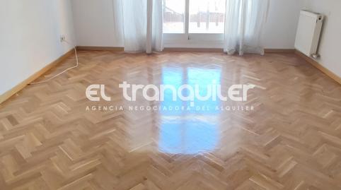 Foto 3 de Àtic de lloguer a Avenida de la Gavia, Ensanche de Vallecas - La Gavia,  Madrid Capital