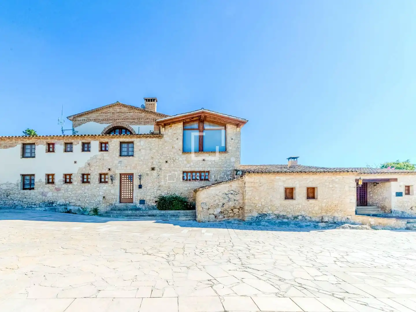 Vista exterior de Finca rústica en venda en Castellet i la Gornal amb Jardí privat, Parquet i Terrassa