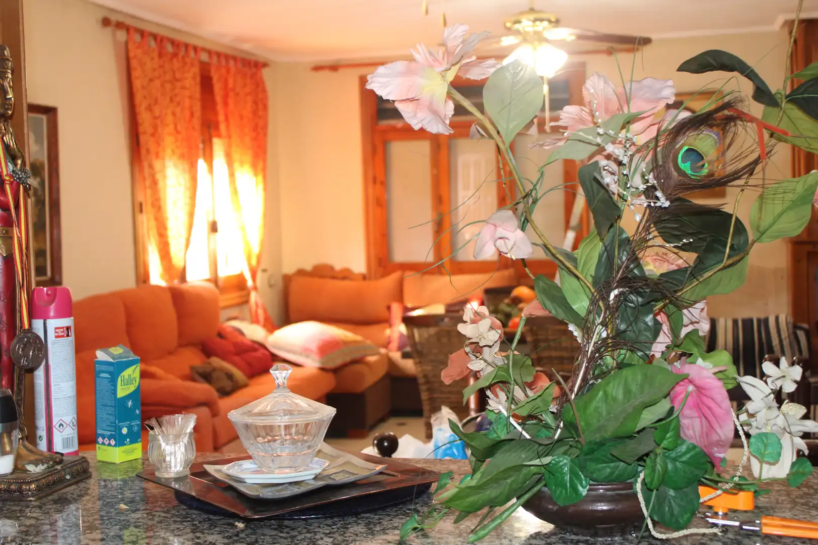 Wohnzimmer von Haus oder Chalet zum Verkauf in Sax mit Privatgarten, Schwimmbad und Möbliert