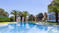 Swimming pool of Flat for sale in Salou  with Air Conditioner, Terrace and Community pool