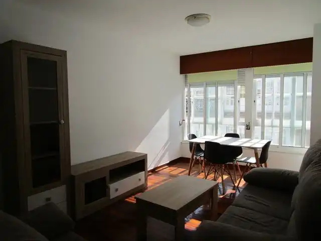 Piso de alquiler en Rúa do Penedo, Conxo