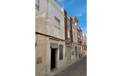 Exterior view of House or chalet for sale in Alzira