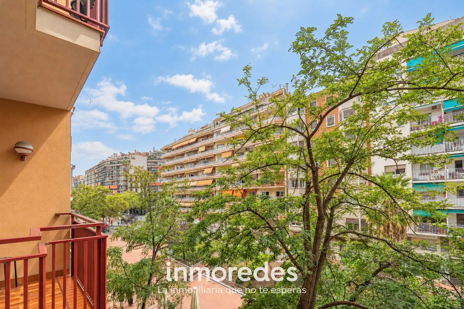 Appartamento con terrazza in vendita a Avinguda de Mistral, imagen 4