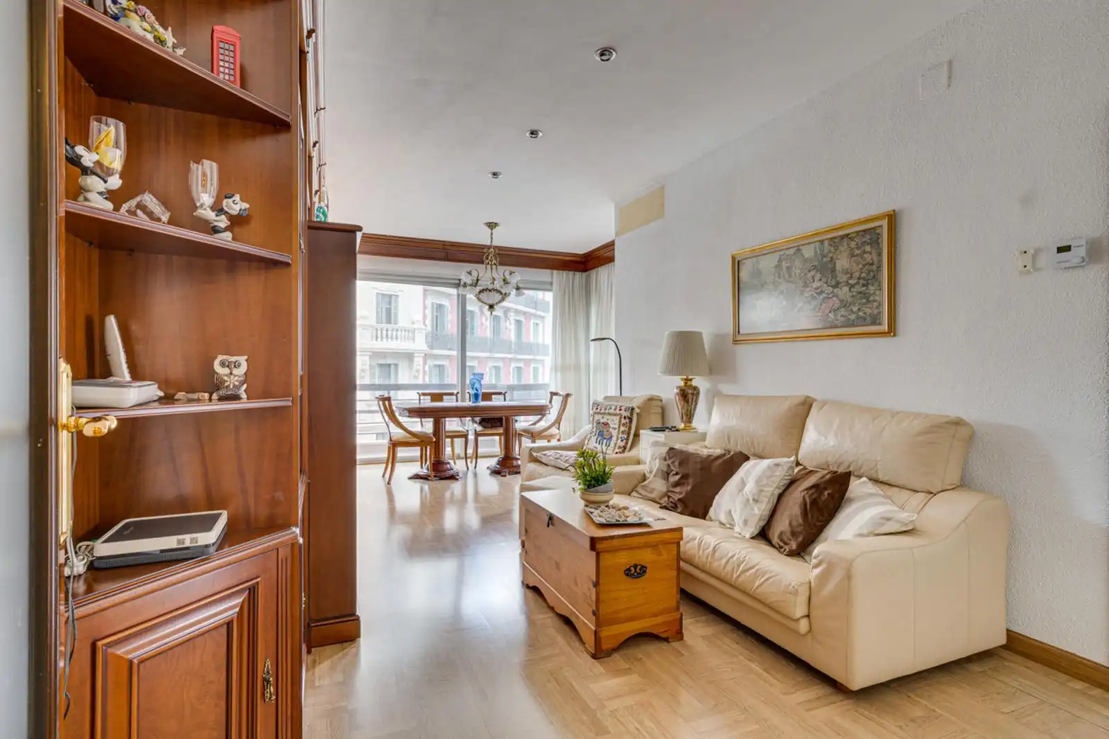 Piso con terraza en venta en COMTE URGELL, imagen 3