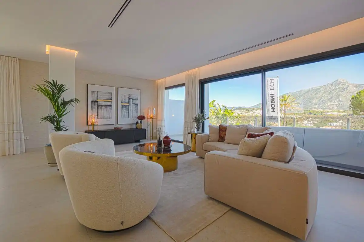 Villa mit Terrasse zum Verkauf in Nueva Andalucía, imagen 7