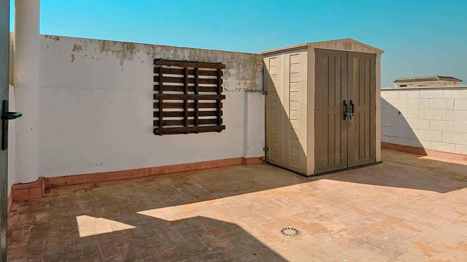 Terrace of Flat for sale in Daimús  with Air Conditioner, Terrace and Furnished