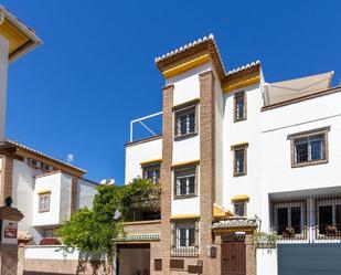 Exterior view of Single-family semi-detached for sale in  Granada Capital  with Air Conditioner, Heating and Terrace