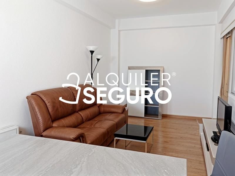 Flat to rent in de la Virgen del Coro, Concepción