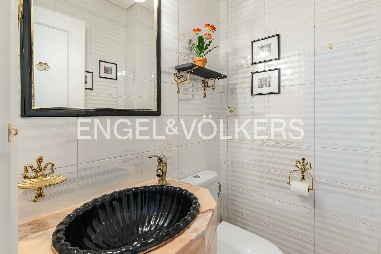 Baño de Casa o chalet en venta en Pozuelo de Alarcón con Aire acondicionado, Calefacción y Jardín privado