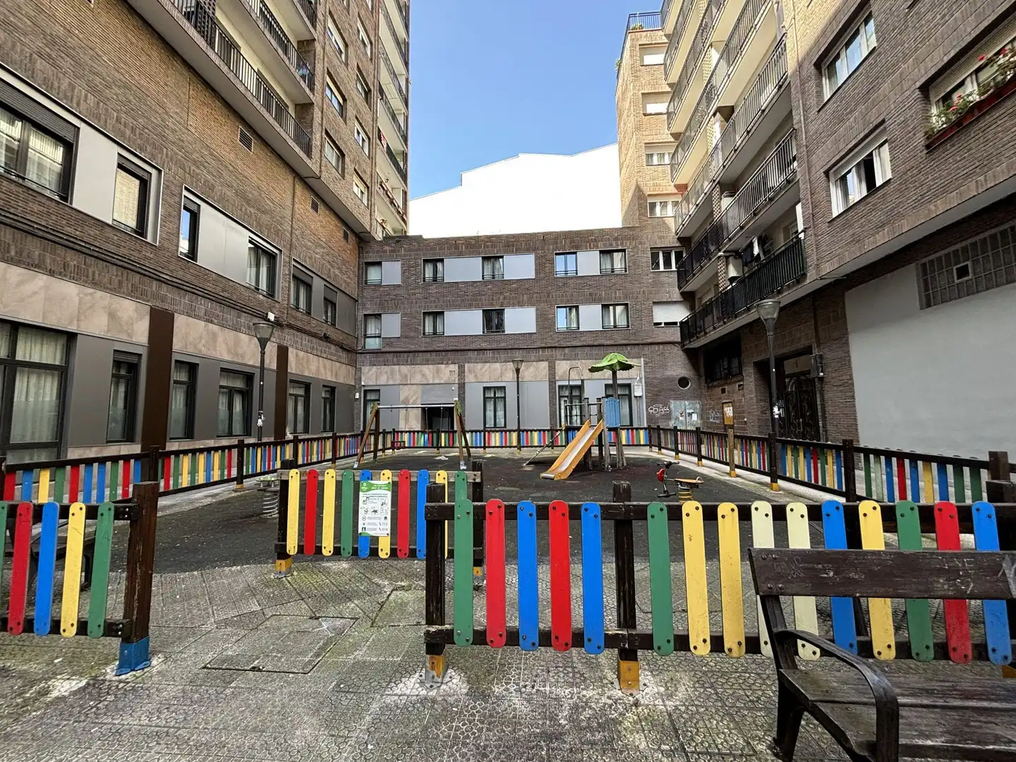Vista exterior de Local en venda en Bilbao  amb Moblat