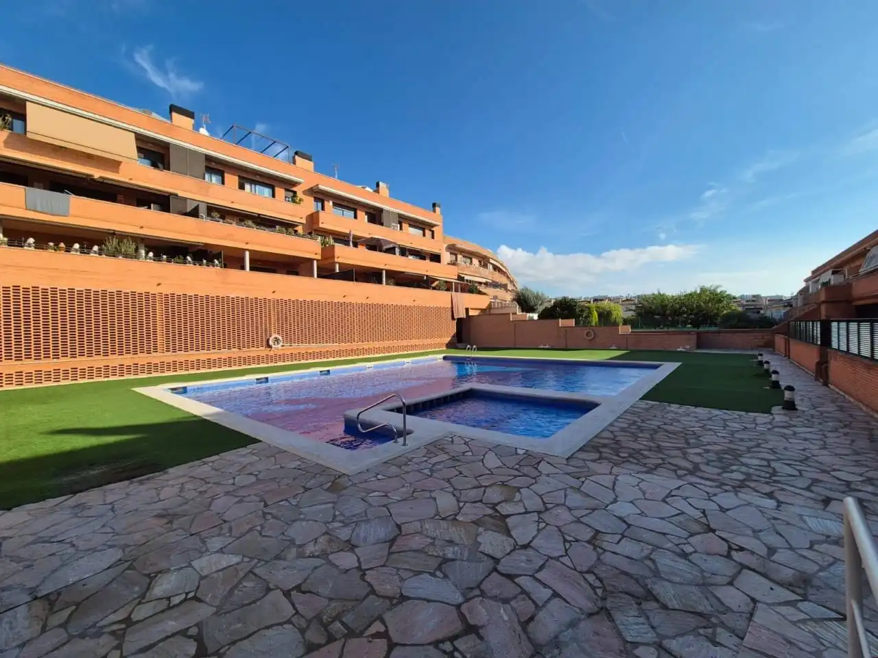 Swimming pool of Flat for rent in Santa Maria - L'Eixample - Sud Sumella