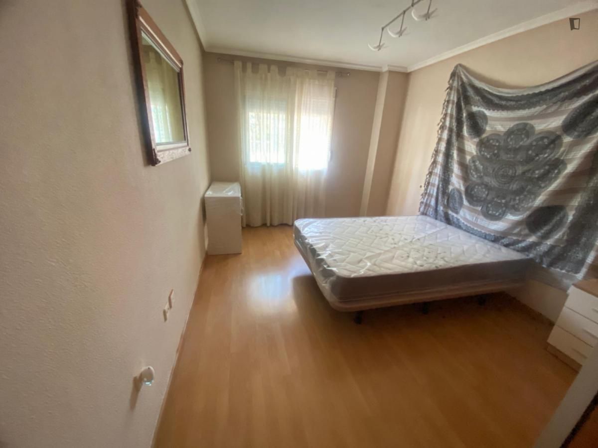 Bedroom of Apartment to share in San Vicente del Raspeig / Sant Vicent del Raspeig  with Air Conditioner, Heating and Furnished