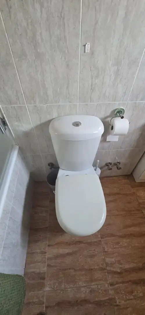 Bany de Pis en venda en Terrassa amb Aire condicionat, Calefacció i Terrassa