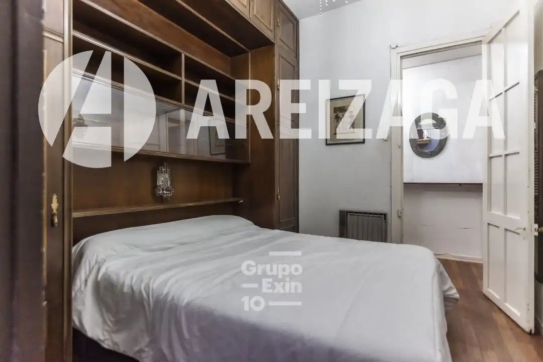 Habitación de Piso en venta en Donostia - San Sebastián  con Calefacción y Balcón