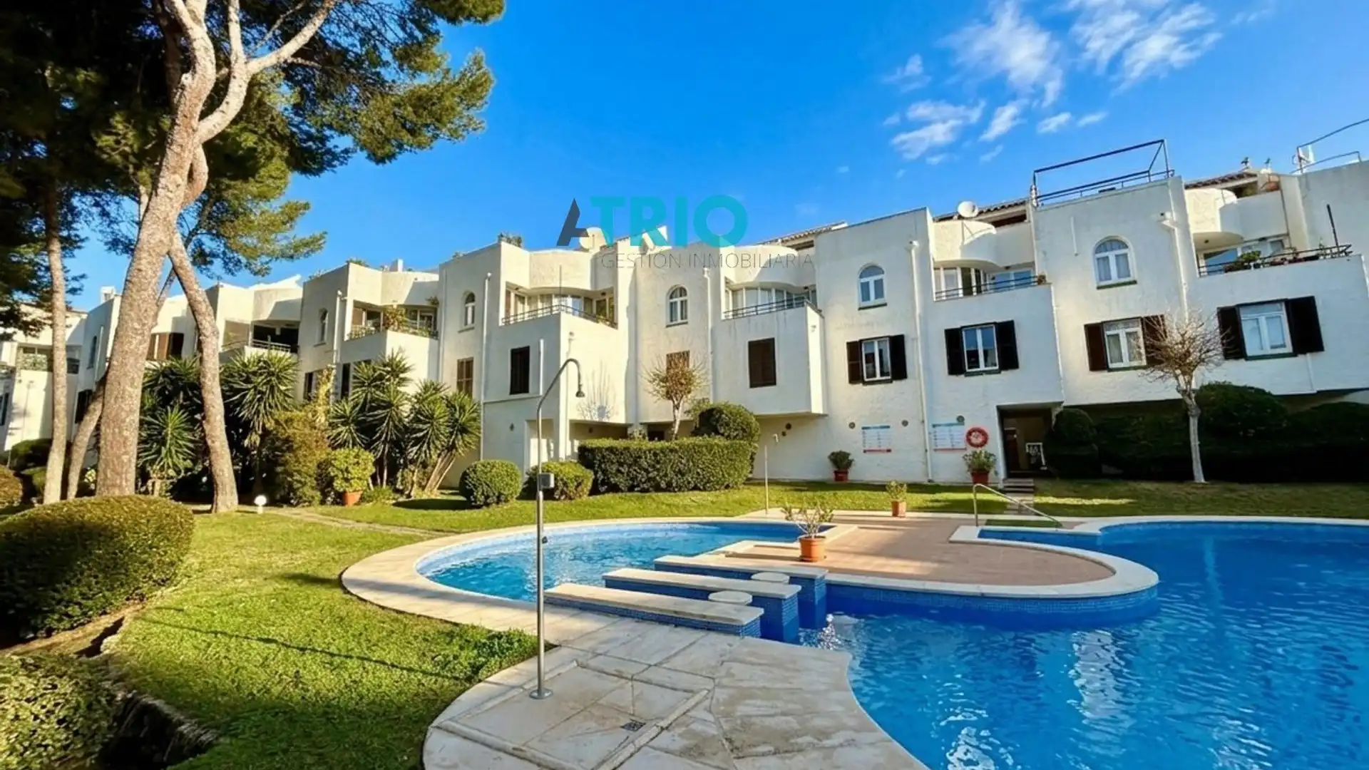 Exterior view of Duplex for sale in Calvià  with Terrace, Swimming Pool and Community pool