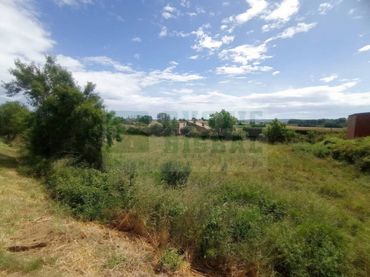 Terreno residencial en venta en Calle Les Bolagueres - Crta. Figueres