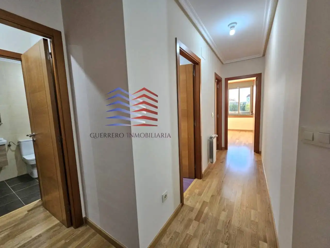 Wohnung zur Miete in Ourense Capital  mit Heizung, Parkett und Abstellraum