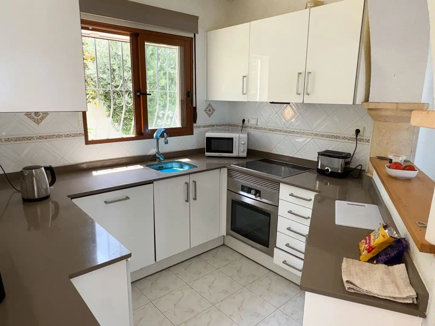 Cocina de Casa o chalet en venta en Dénia con Aire acondicionado, Calefacción y Jardín privado