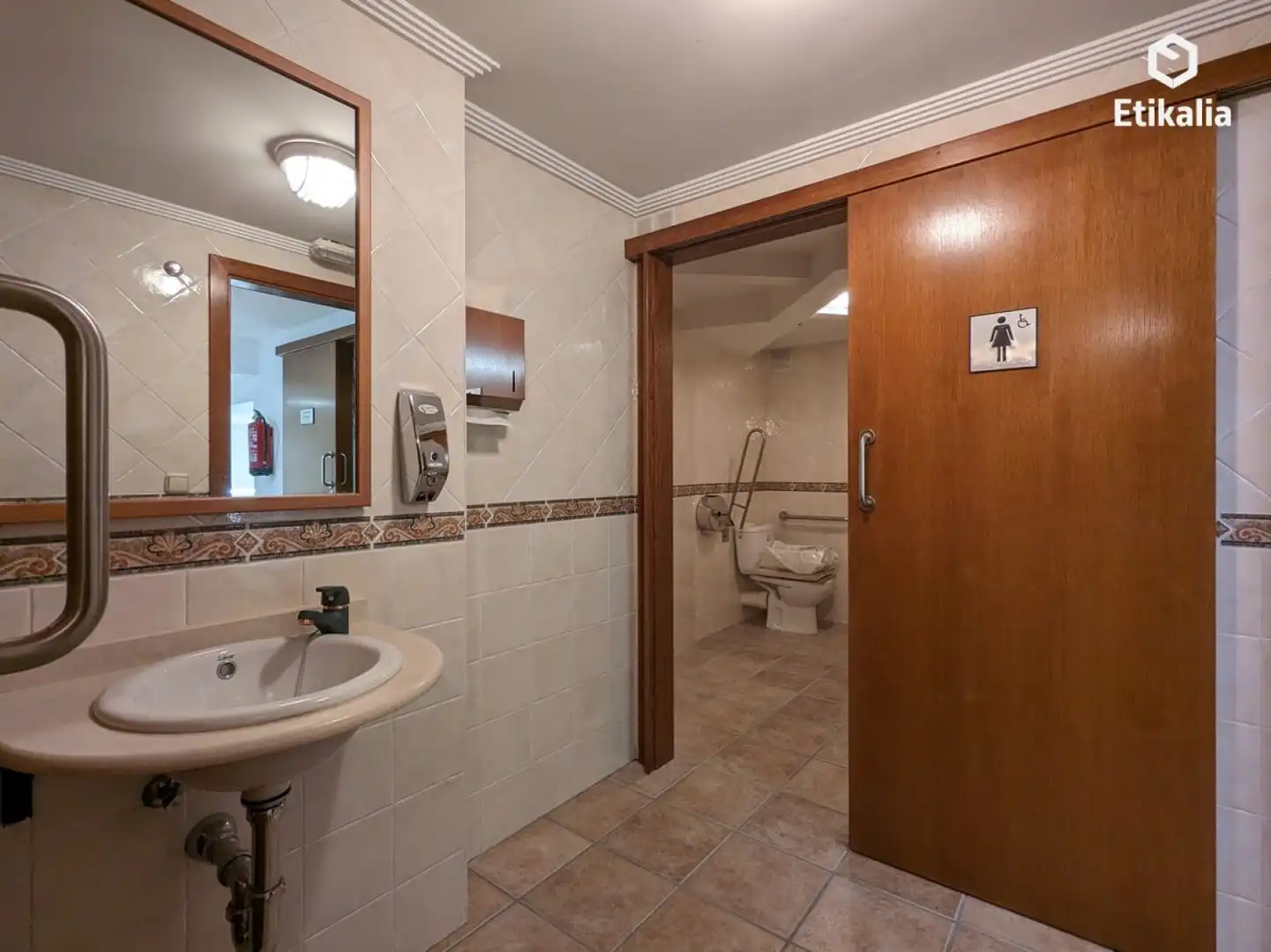 Baño de Local en venta en Vitoria - Gasteiz
