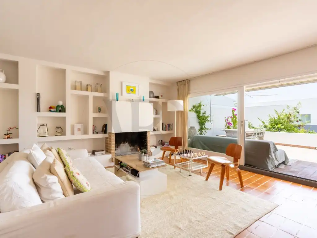 Sala d'estar de Casa adosada de lloguer en Santa Eulària des Riu amb Aire condicionat i Piscina comunitària