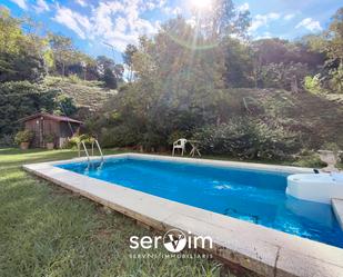 Piscina de Casa o xalet en venda en Girona Capital amb Aire condicionat, Jardí privat i Piscina