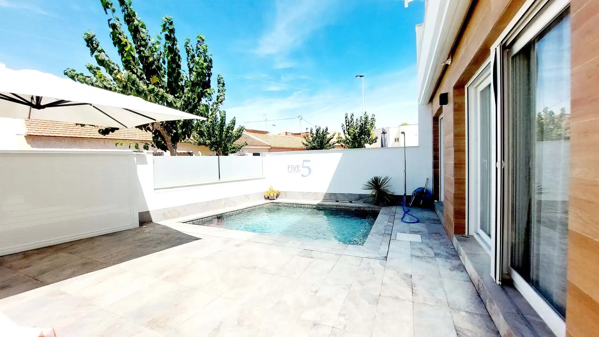 Piscina de Casa o chalet en venta en San Pedro del Pinatar con Aire acondicionado, Terraza y Trastero