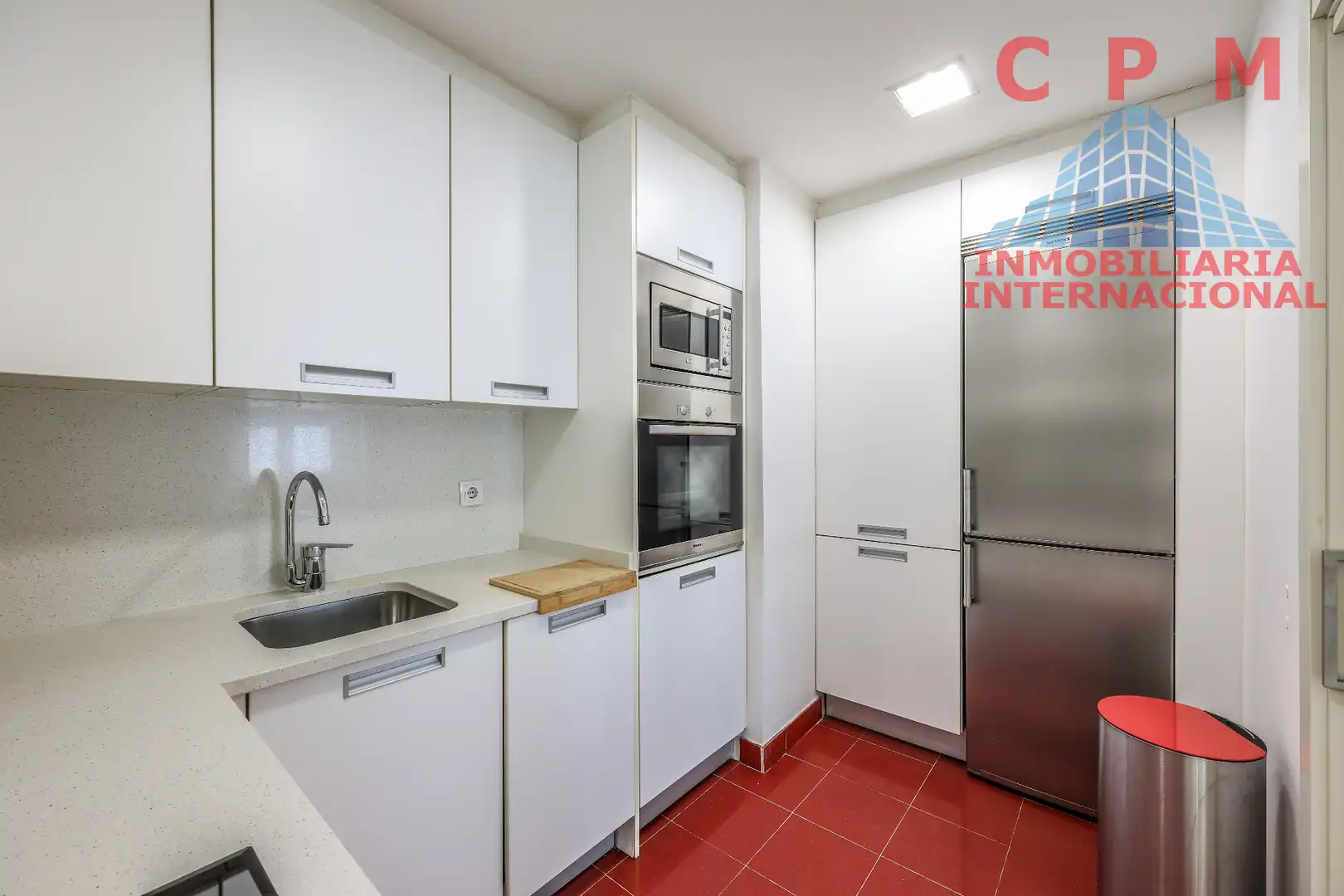 Kitchen of Flat for rent in Madrid  with Air Conditioner, Heating and Parquet flooring