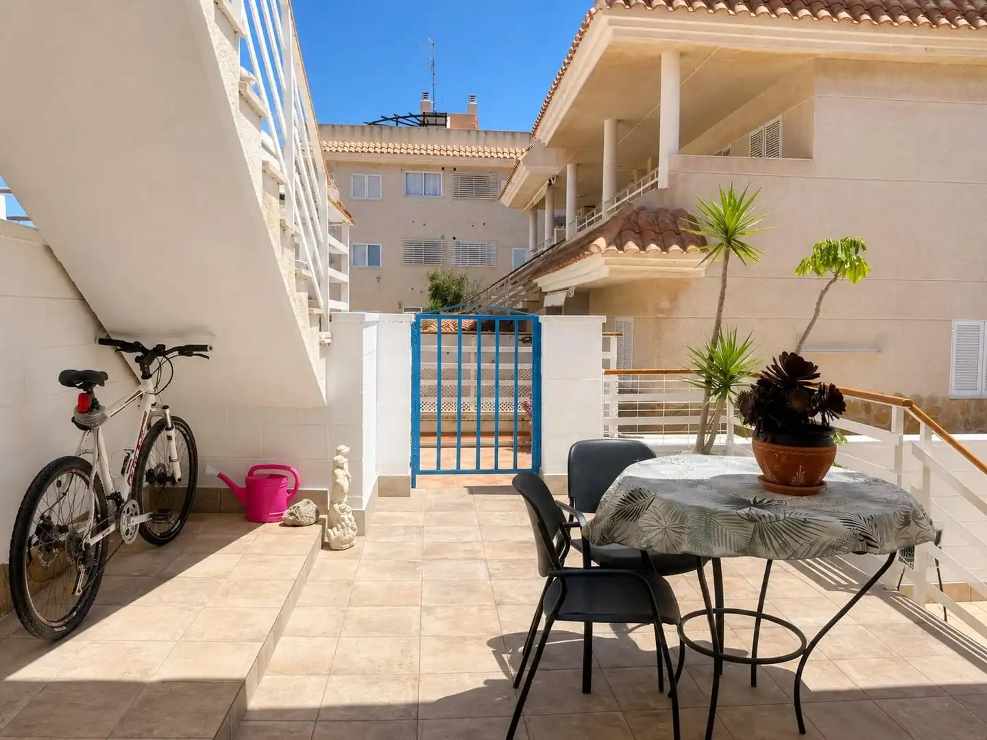 Terrasse von Erdgeschoss zum Verkauf in Águilas mit Privatgarten, Terrasse und Möbliert